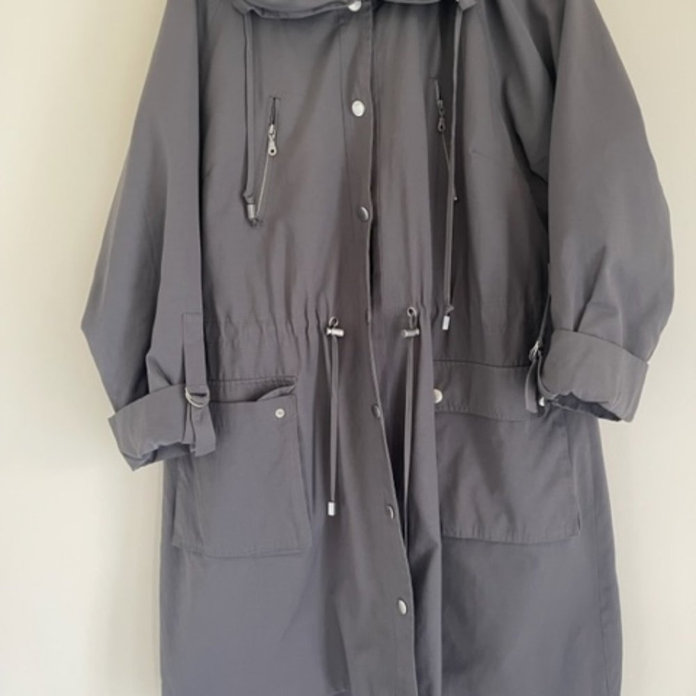 Jacket anorak size 1XL ,beautiful green/grey/colour -sage Like New waterproof